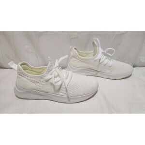 Womens Solid White 7.5 Sneakers Clean Girl Breathable Lightweight Athletic Work